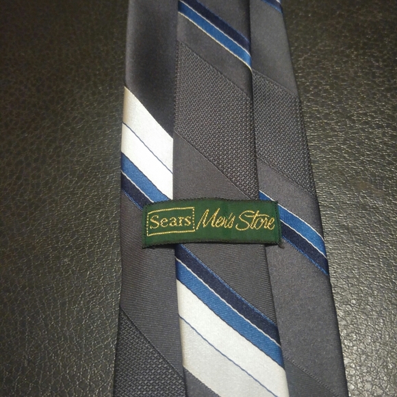 Vintage Sears Mens Shop tie - Picture 2 of 2